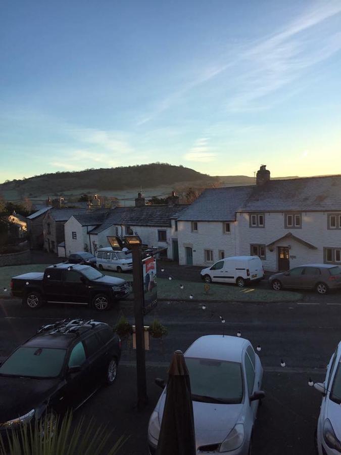 The Game Cock Inn Austwick Экстерьер фото